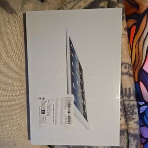 Apple iPad White Box